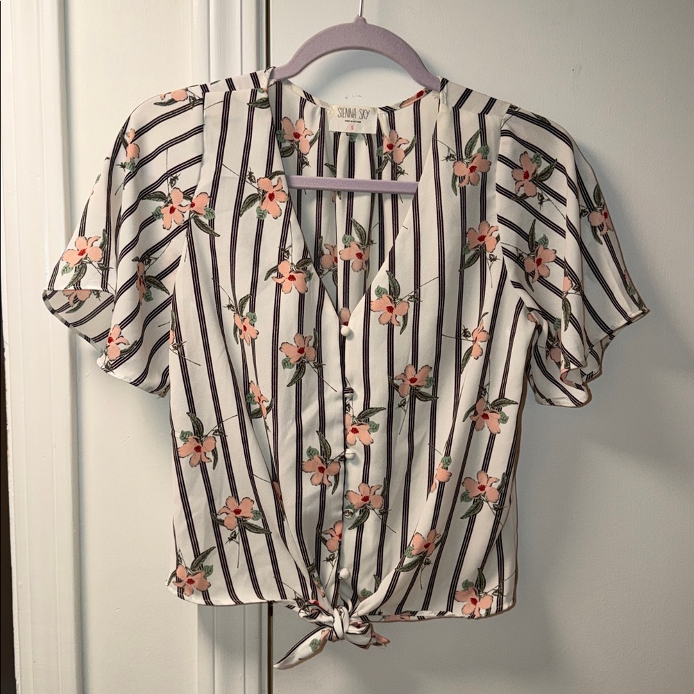 Sienna Sky Tie shirt